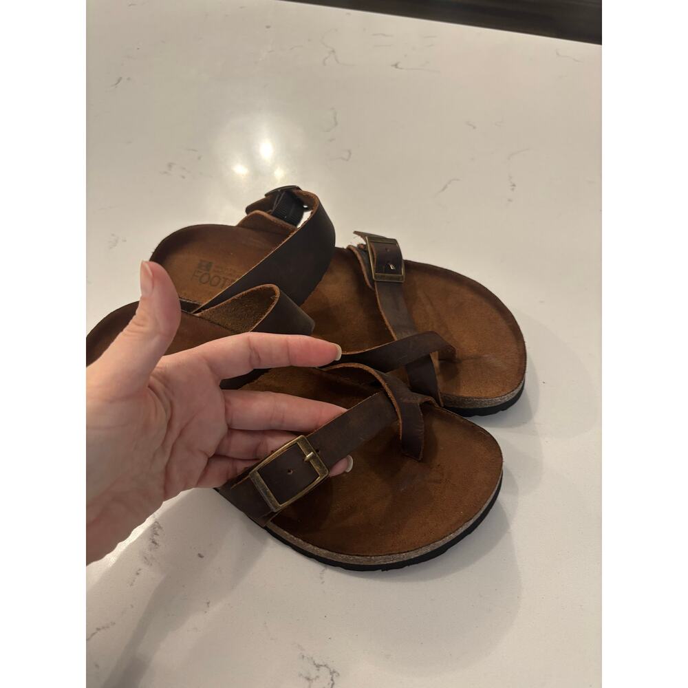 White Mountain Gracie sandal sz 7 boho leather crisscross straps adj buckle. - Picture 6 of 9
